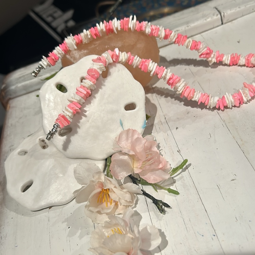 Vintage Cotton Candy Puka Shell Choker Pink and White